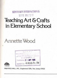 Teaching art and crafts in elementary school